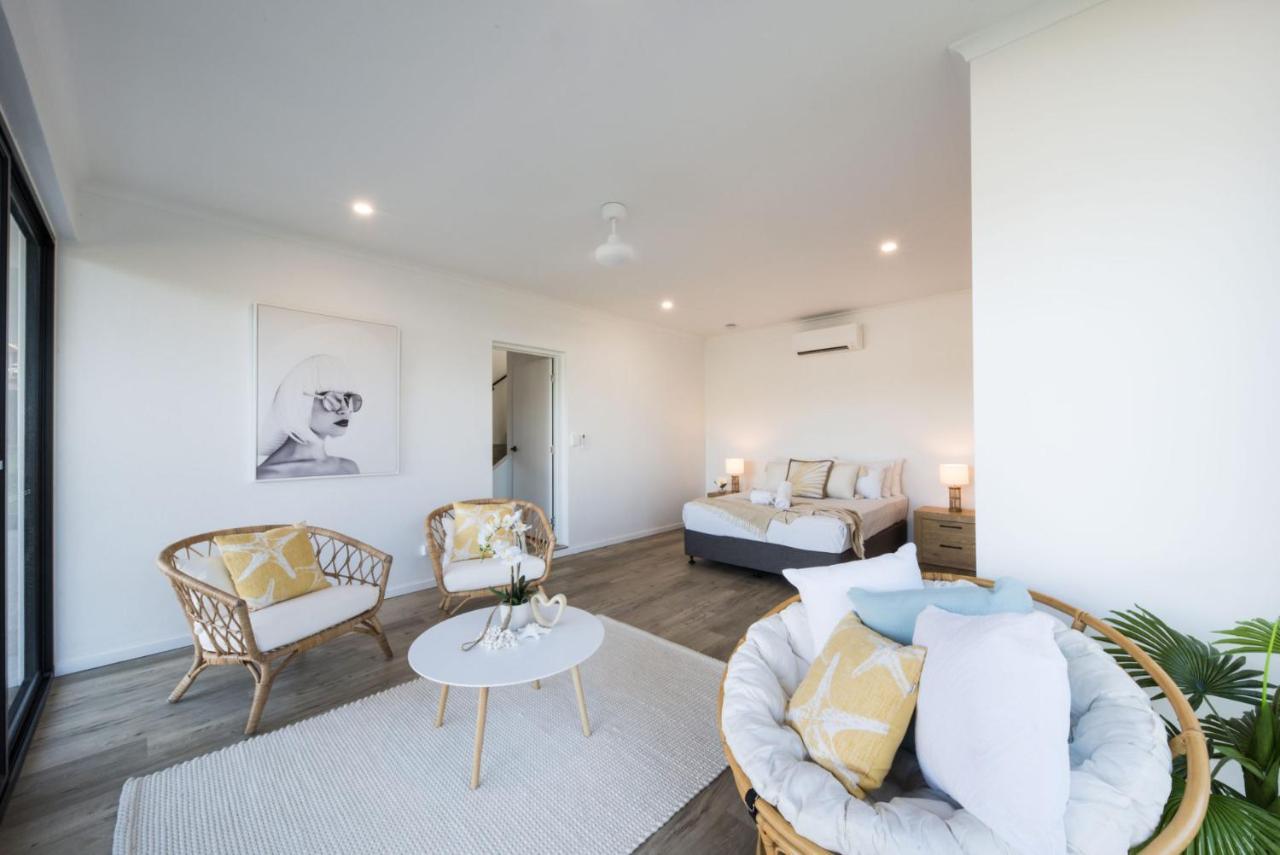 Airlie Bay View Holiday home