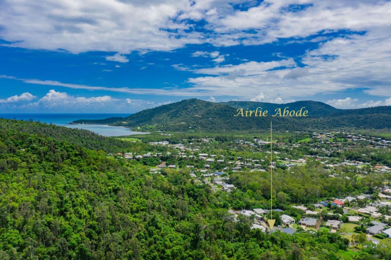 Holiday home Airlie Abode