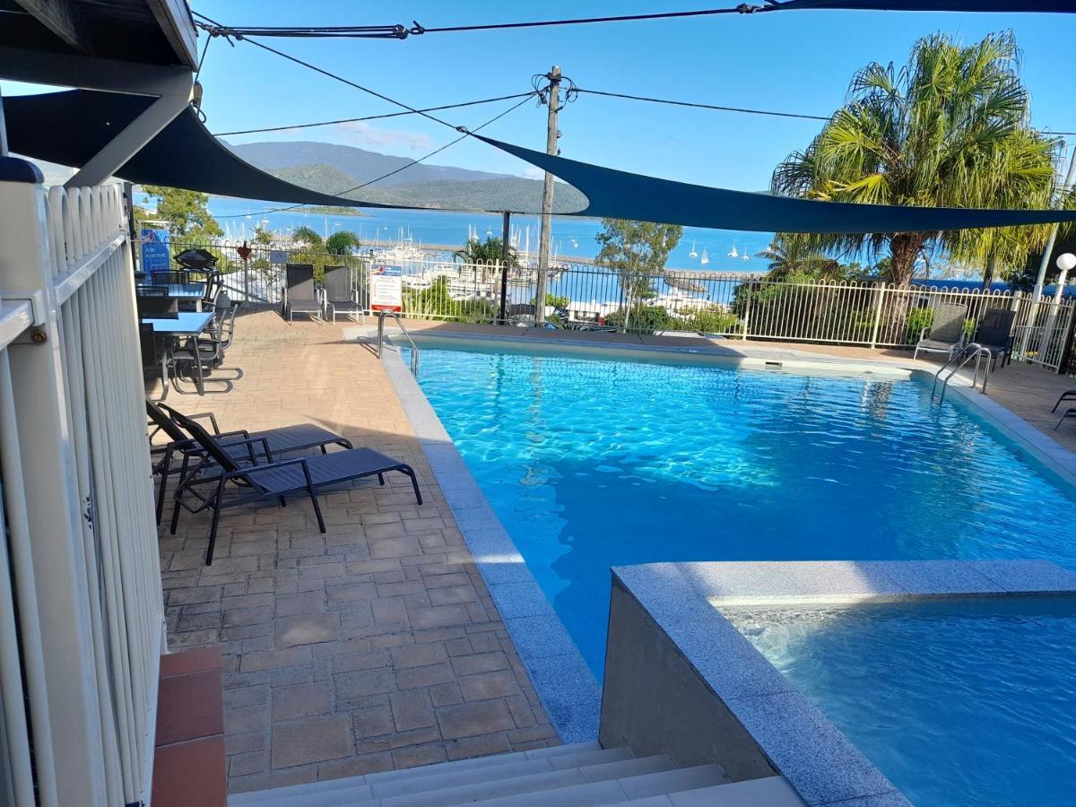 Aparthotel Airlie 3*