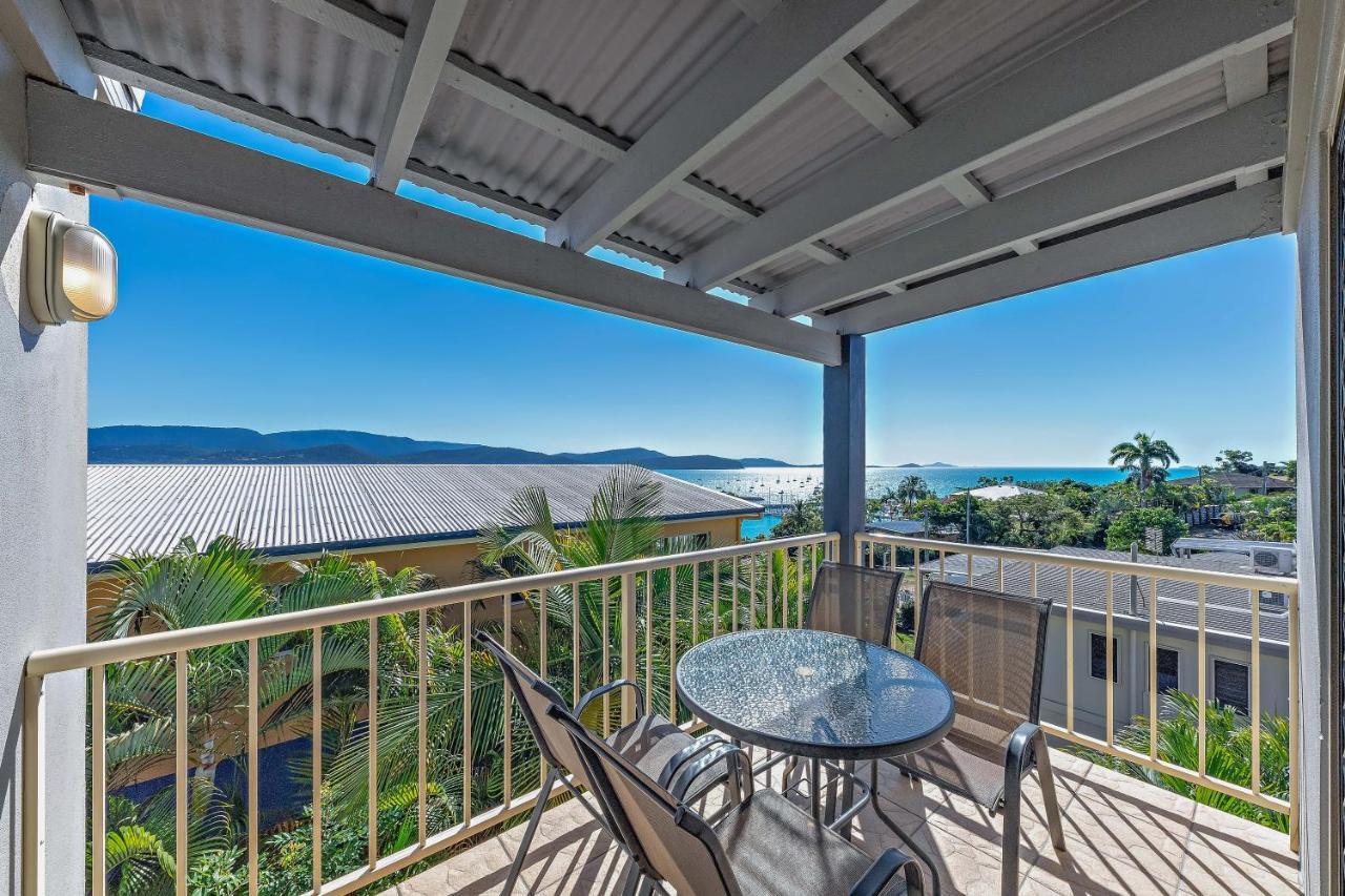 Airlie Sunset Waterview Apartamento