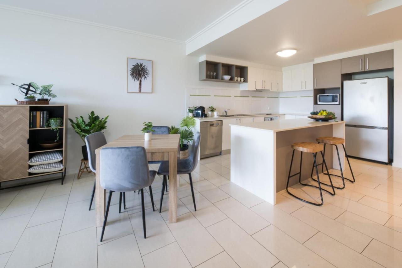 Tulip Oak Apartment *