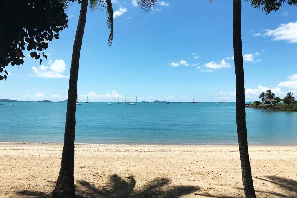 Lily Lamond, T/house, Outdoor Shower, 5 Min Walk To The Ocean, Airlie Airlie Beach