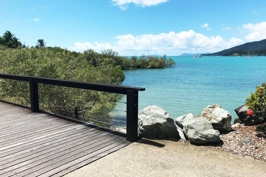 Lily Lamond, T/house, Outdoor Shower, 5 Min Walk To The Ocean, Airlie Holiday home Airlie Beach