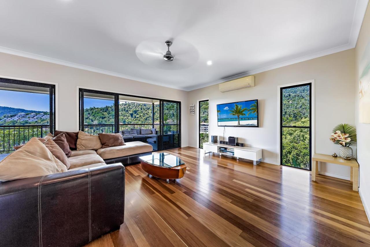 Laguna Views - Airlie Airlie Beach