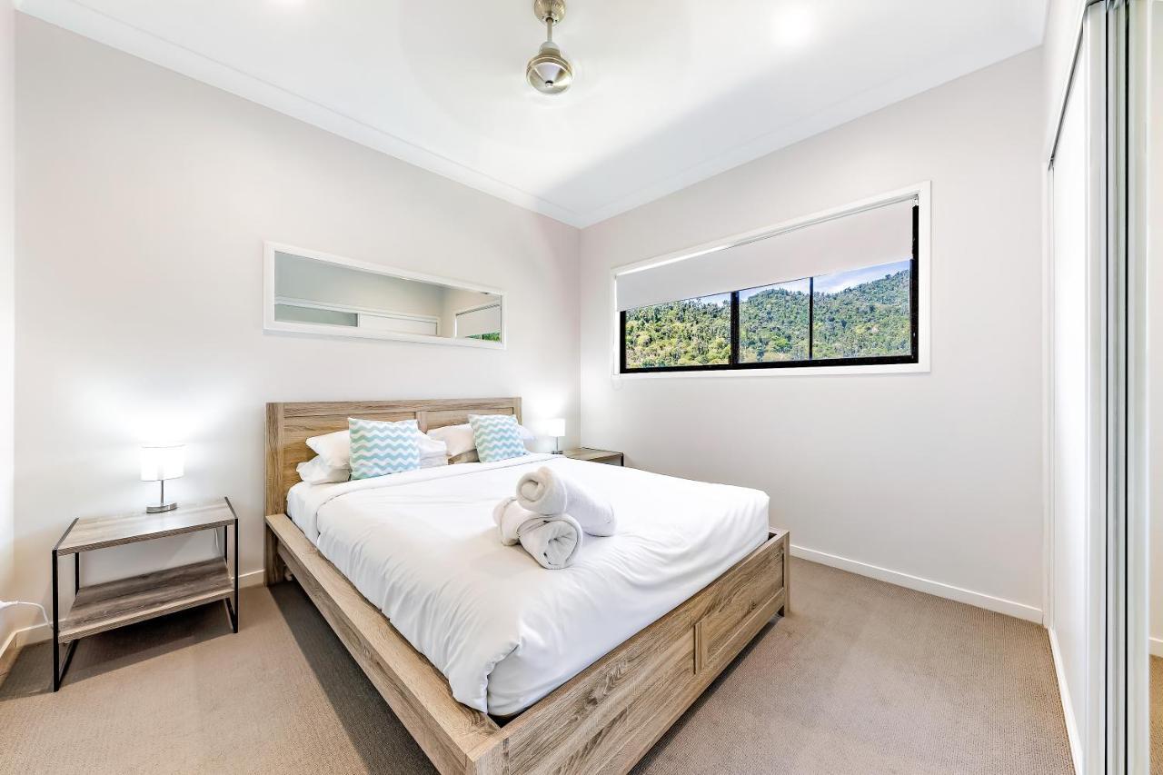 Laguna Views - Airlie * Airlie Beach