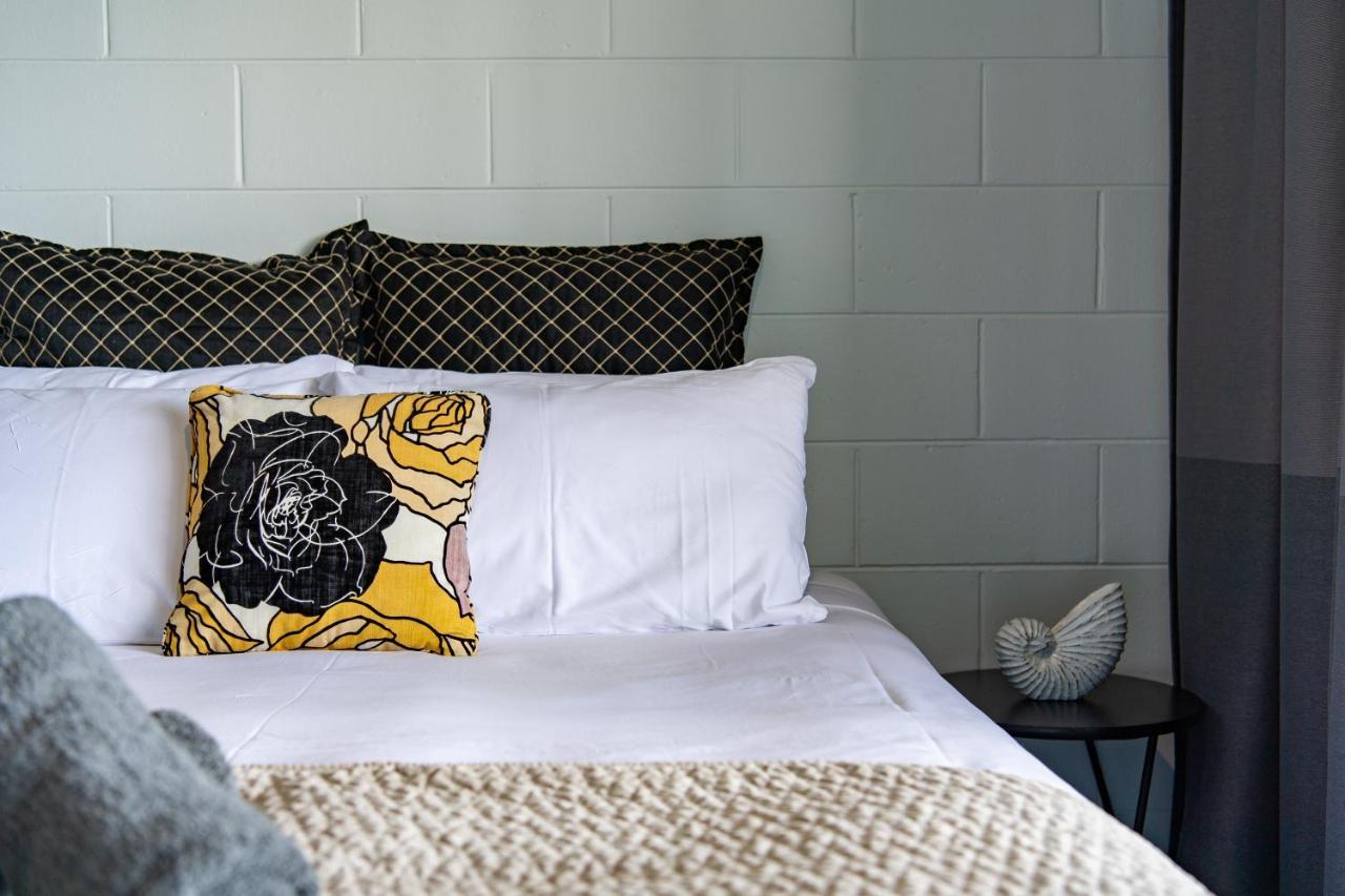 Apartment Airlie Sun & #2 Airlie Beach
