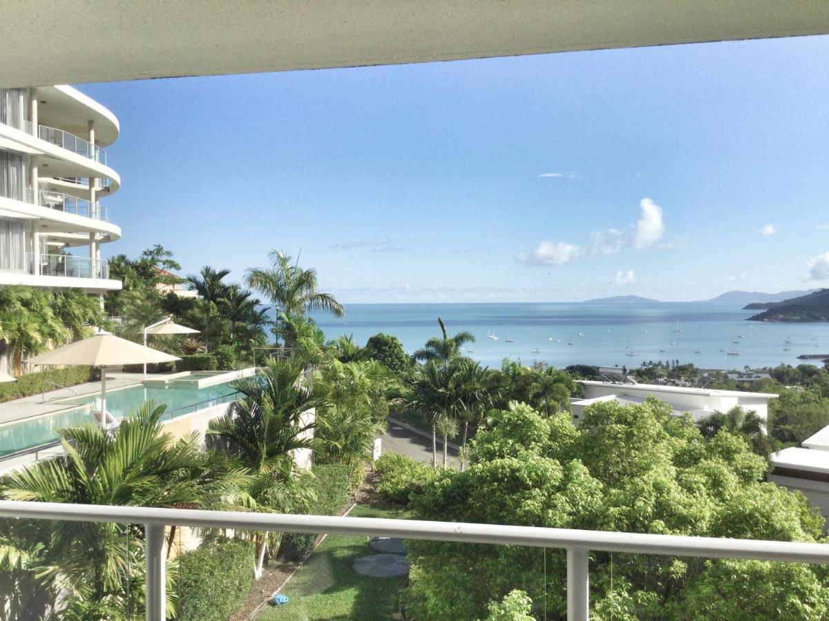 Three B Airlie 2 Bedroom Unit Seaviews & Pool Apartment *