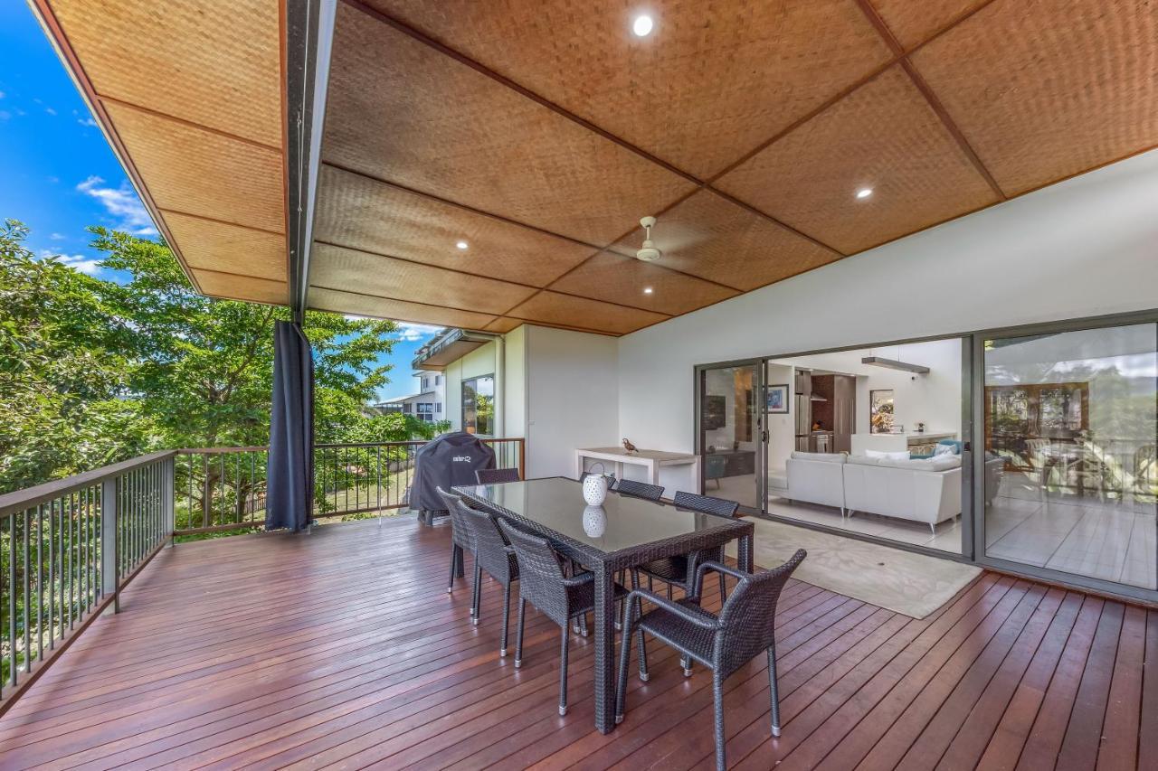 Hilltop Views - Cannonvale * Airlie Beach