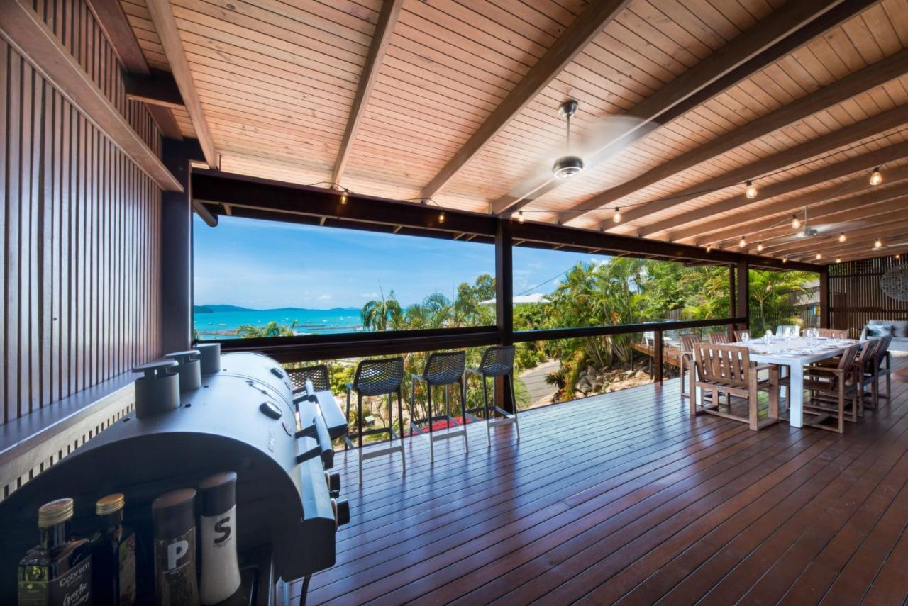 Beyond The Palms - Airlie Holiday home *