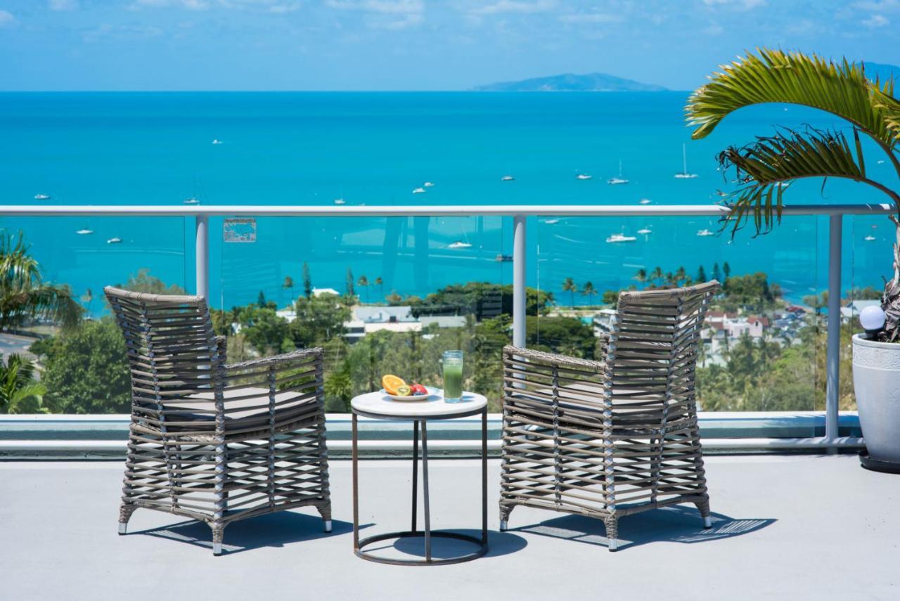 Ocean Dreams On Airlie - Premiere *