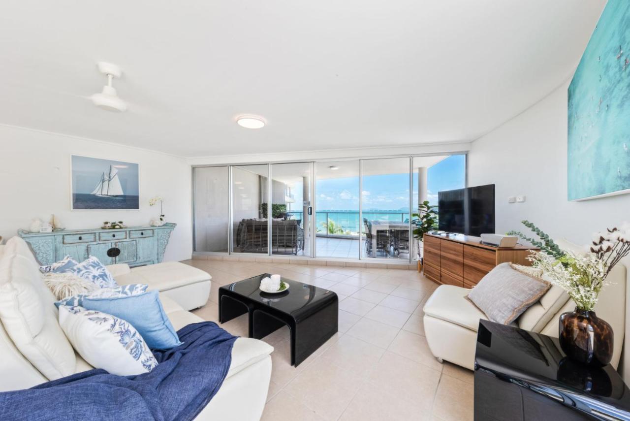 Ocean Dreams On Airlie - Premiere *