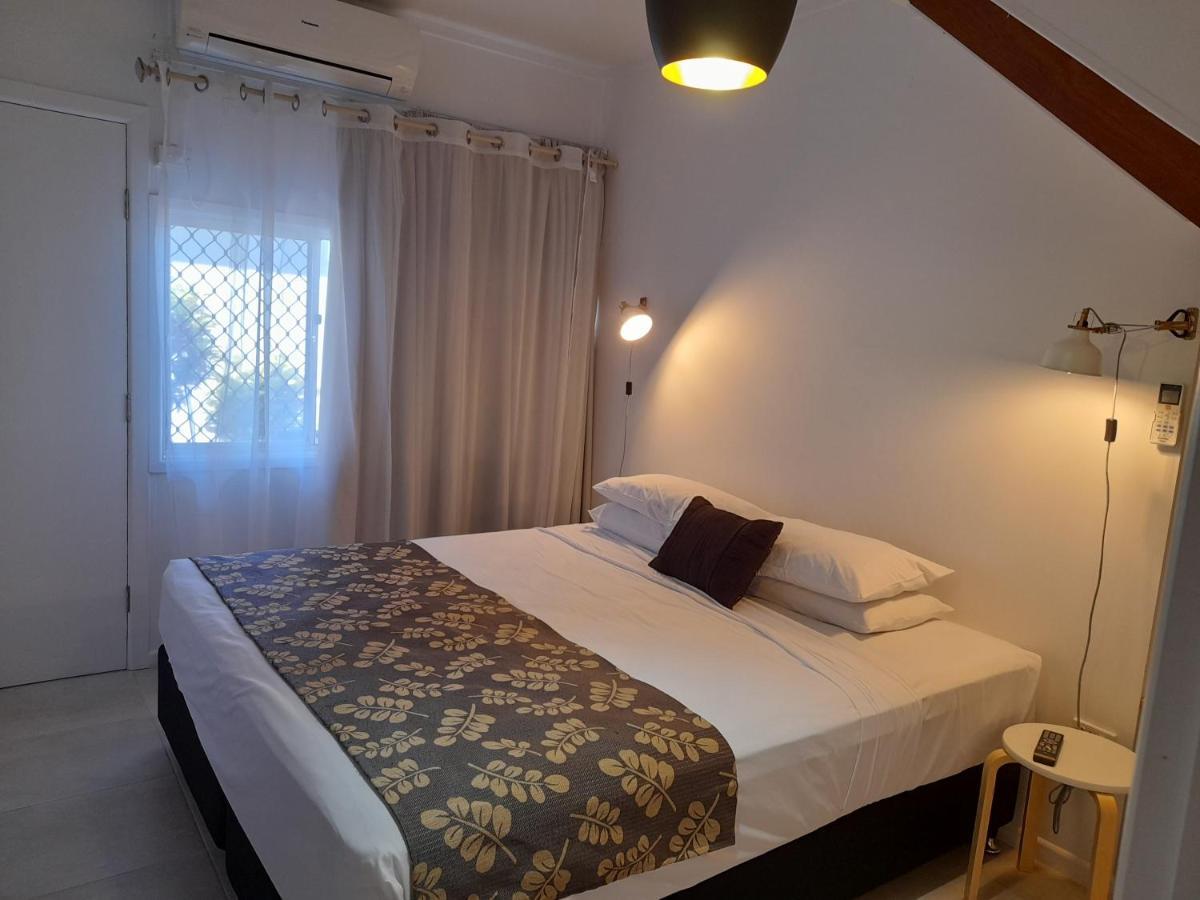 Airlie Aparthotel 3*