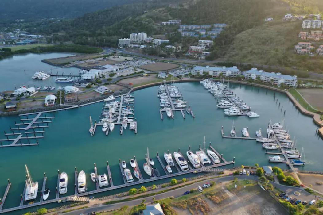 ☆airliedise☆no Hills☆kitchen☆5min Walk 2 Ferry Terminal☆wifi☆netflix Apartment Airlie Beach