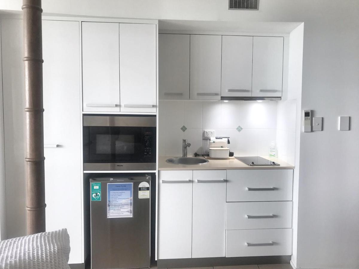 Three A Airlie Seaviews, Pool, Private Airlie Beach