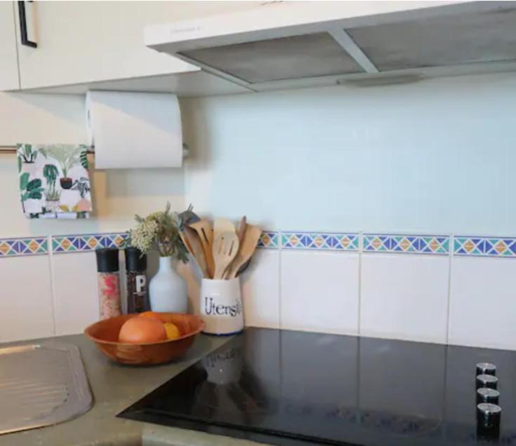 Apartment ☆airliedise☆no Hills☆kitchen☆5min Walk 2 Ferry Terminal☆wifi☆netflix