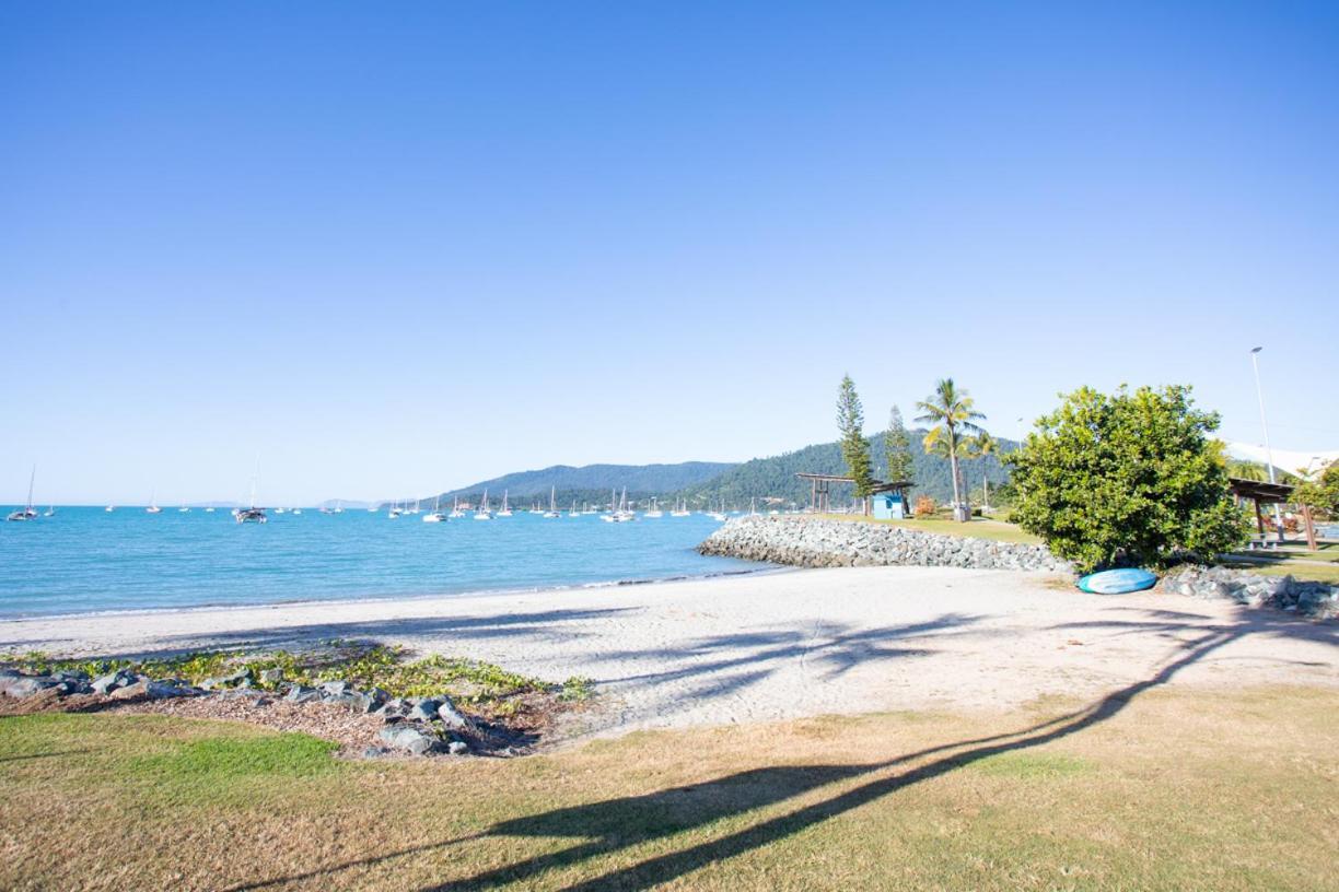 Mandalay Escape, Seclusion & Serenity With A Pool Holiday home Airlie Beach