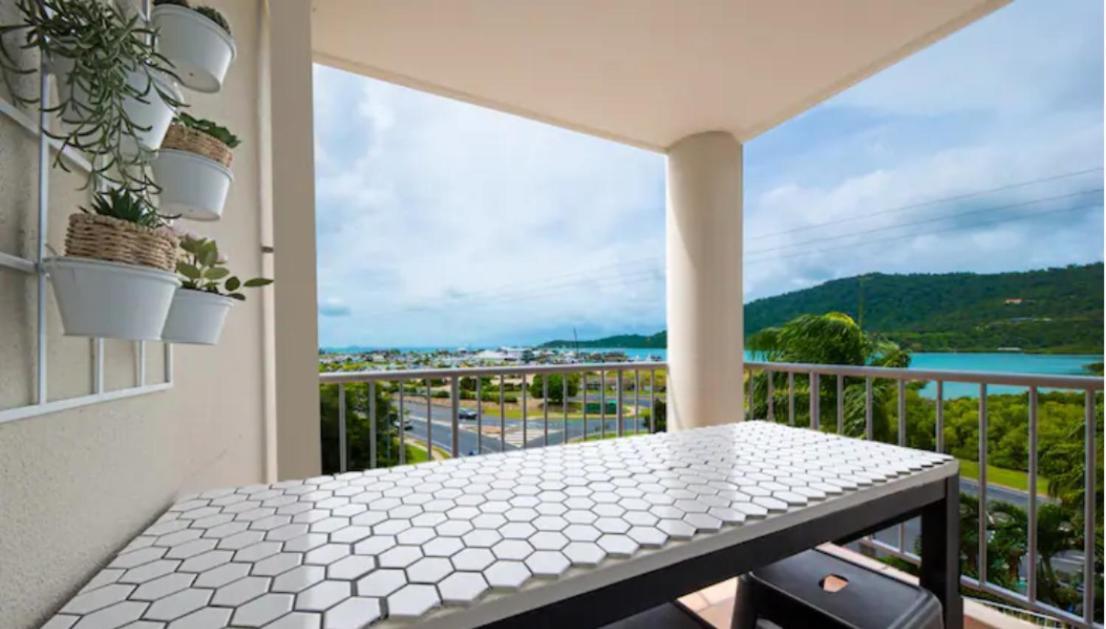 Apartment ☆airliedise☆no Hills☆kitchen☆5min Walk 2 Ferry Terminal☆wifi☆netflix