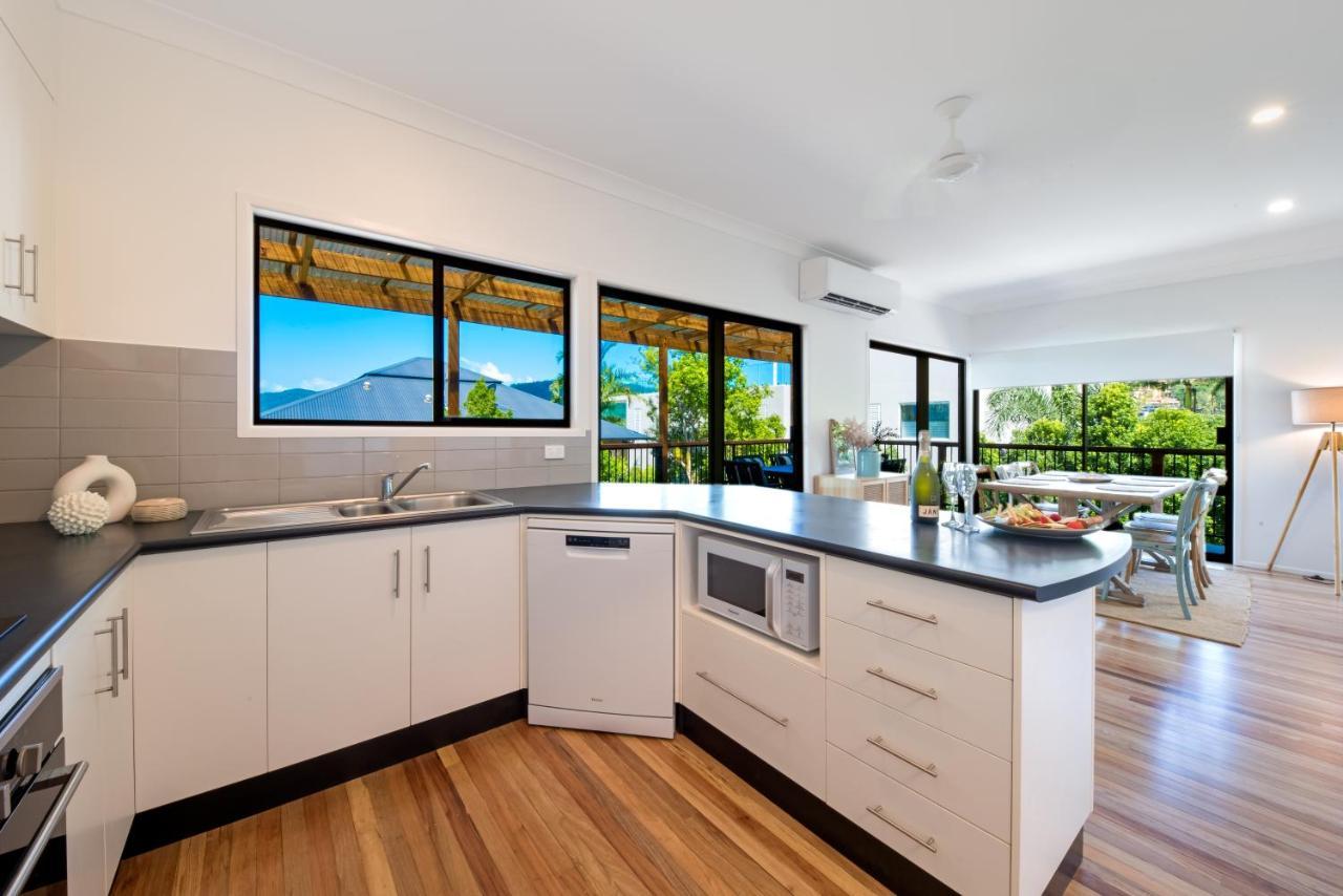House On Main- Airlie