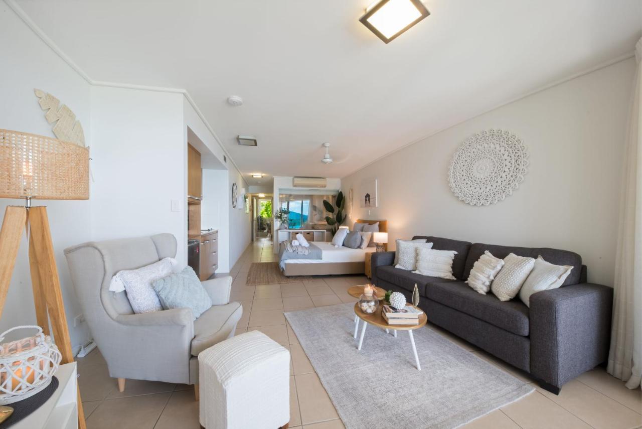 What A View - Apartment Airlie Beach
