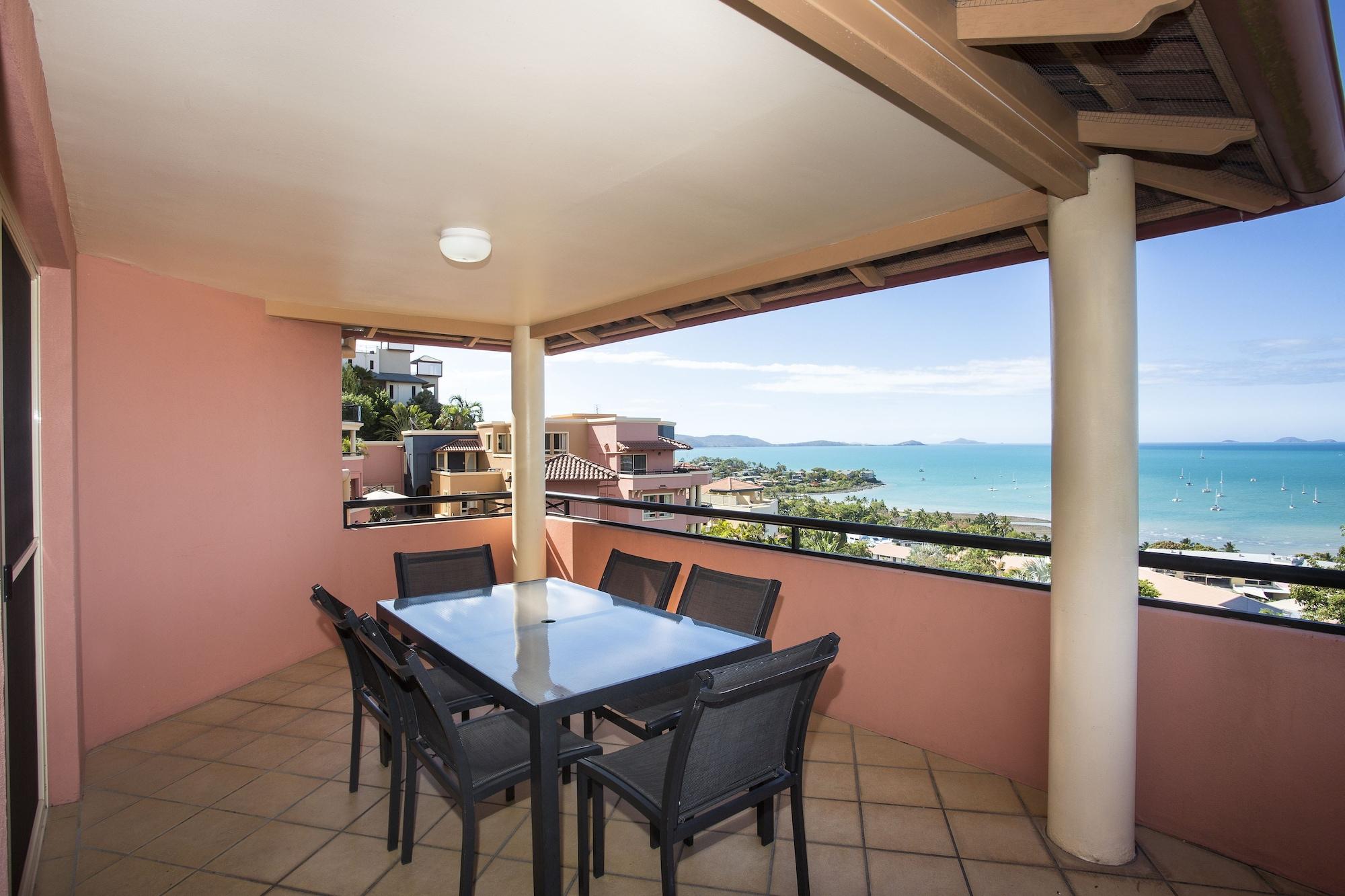 Martinique Whitsunday Resort Airlie Beach
