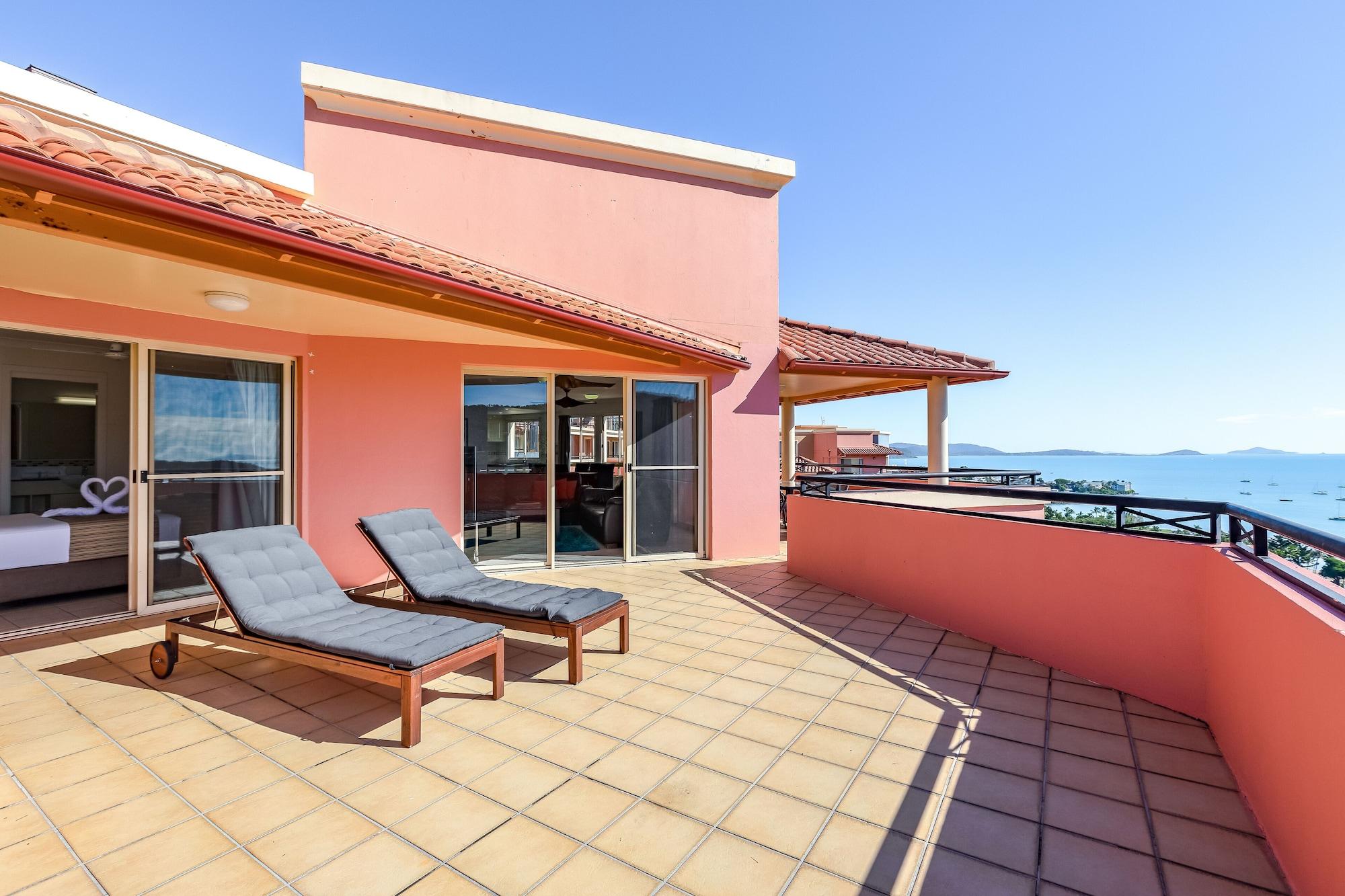 Martinique Whitsunday Resort Airlie Beach