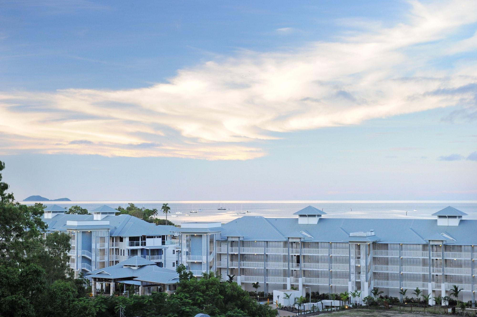 At Boathaven Bay 4*