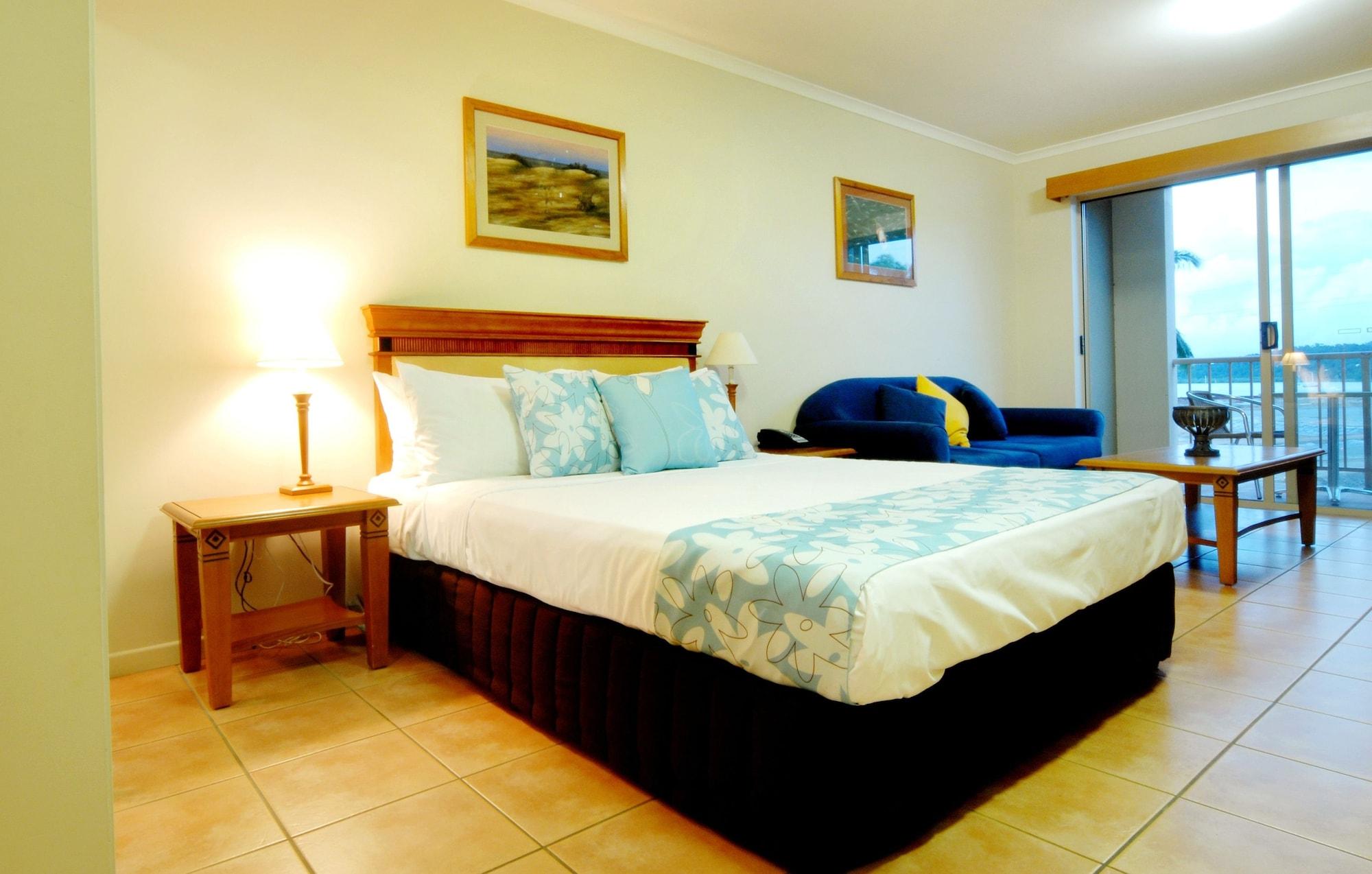At Boathaven Bay Aparthotel
