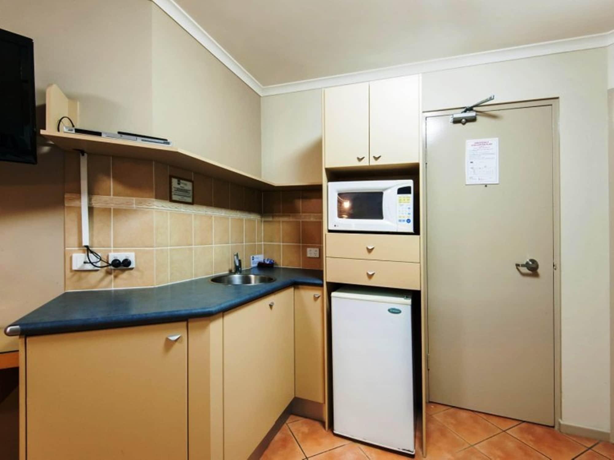 At Boathaven Bay 4* Airlie Beach