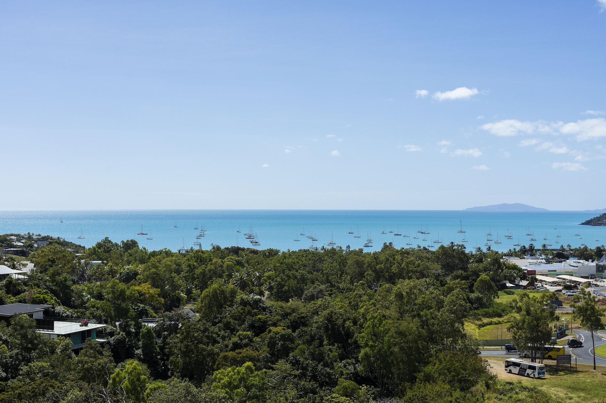 Grand Mercure Azure Sea Whitsundays Apartment *