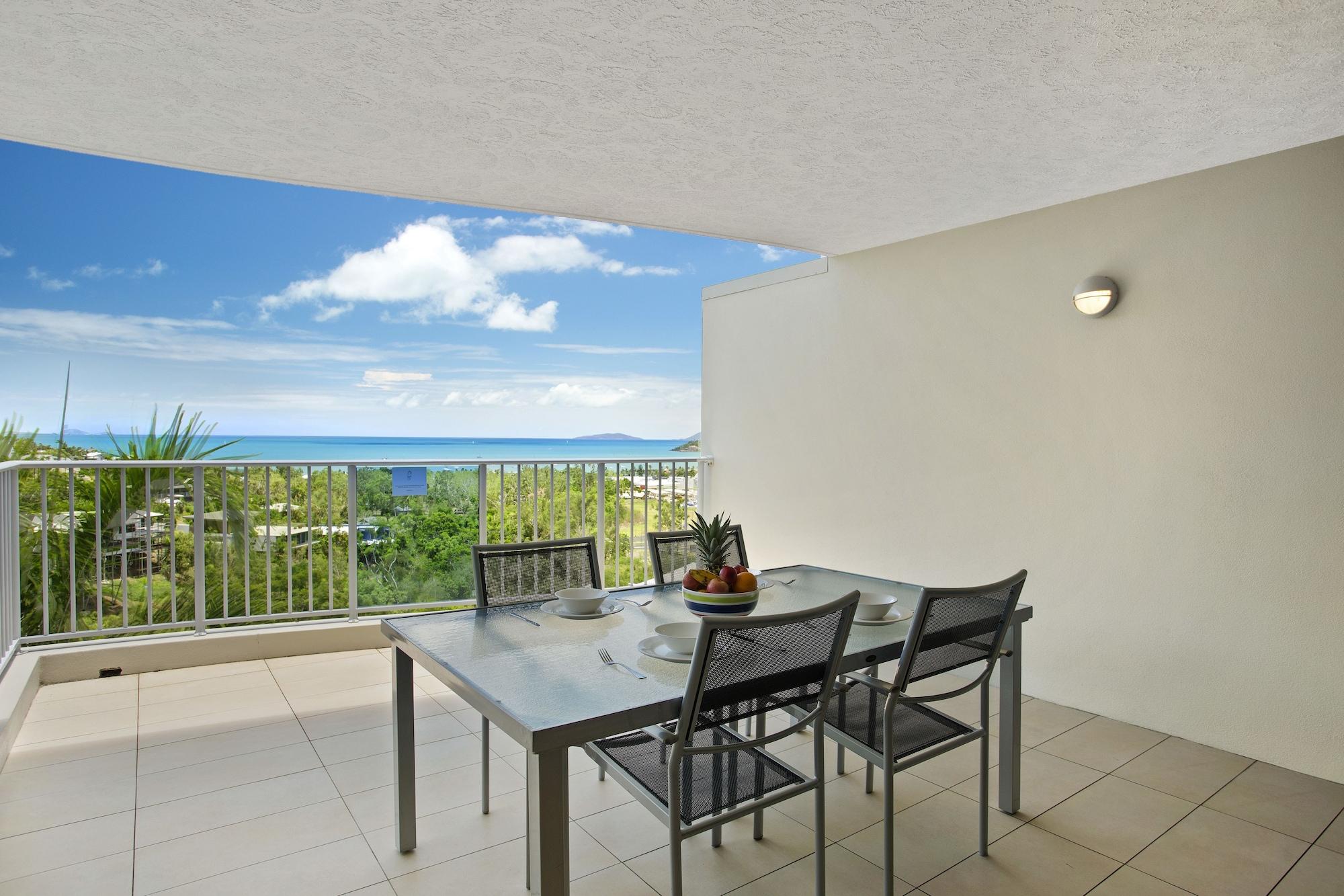 Grand Mercure Azure Sea Whitsundays Airlie Beach