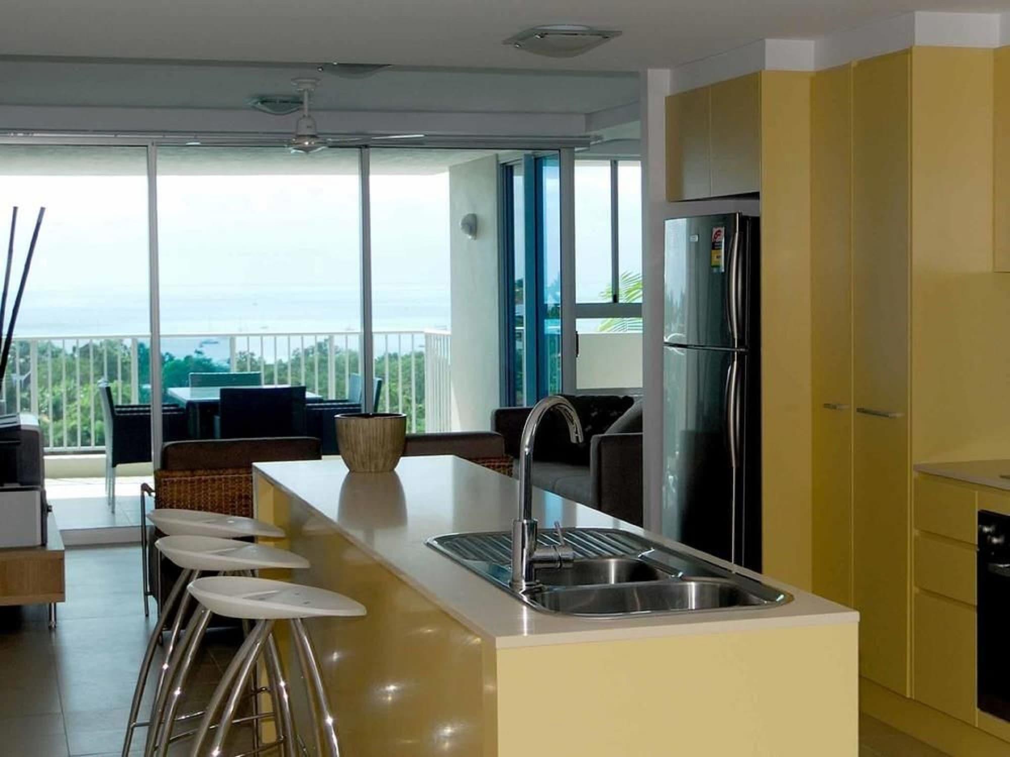 Grand Mercure Azure Sea Whitsundays Apartment Airlie Beach
