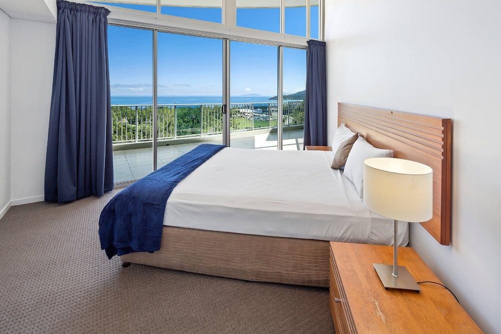 Grand Mercure Azure Sea Whitsundays Airlie Beach