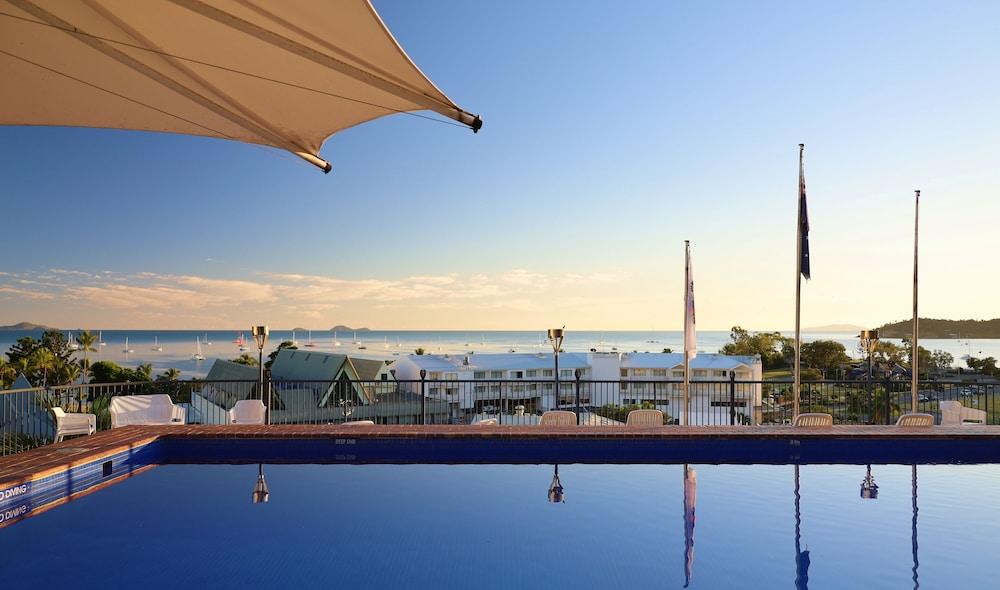 Ocean Views At Whitsunday Terraces Aparthotel