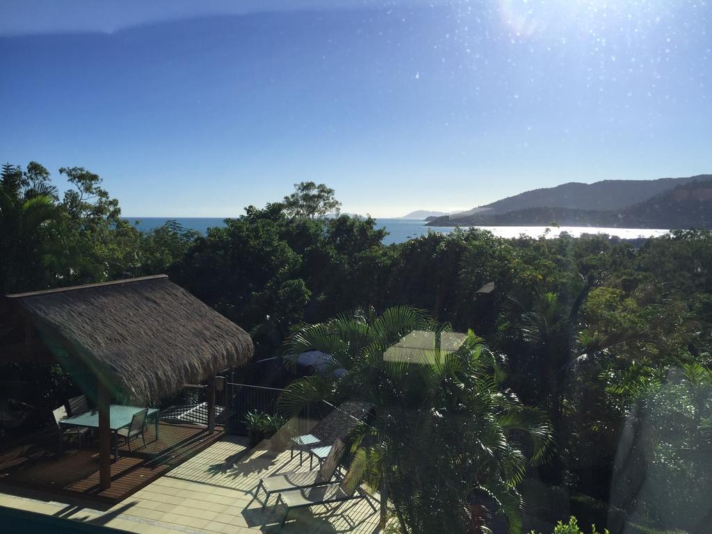 Island Views Airlie Beach