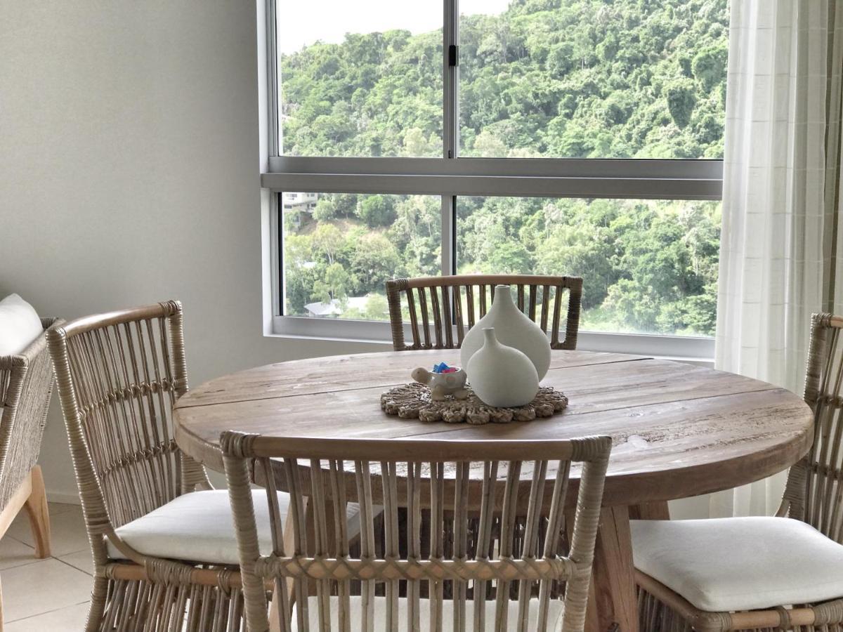 Three B Airlie 2 Bedroom Unit Seaviews & Pool Airlie Beach