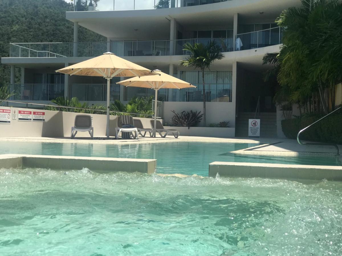Three B Airlie 2 Bedroom Unit Seaviews & Pool Apartment *
