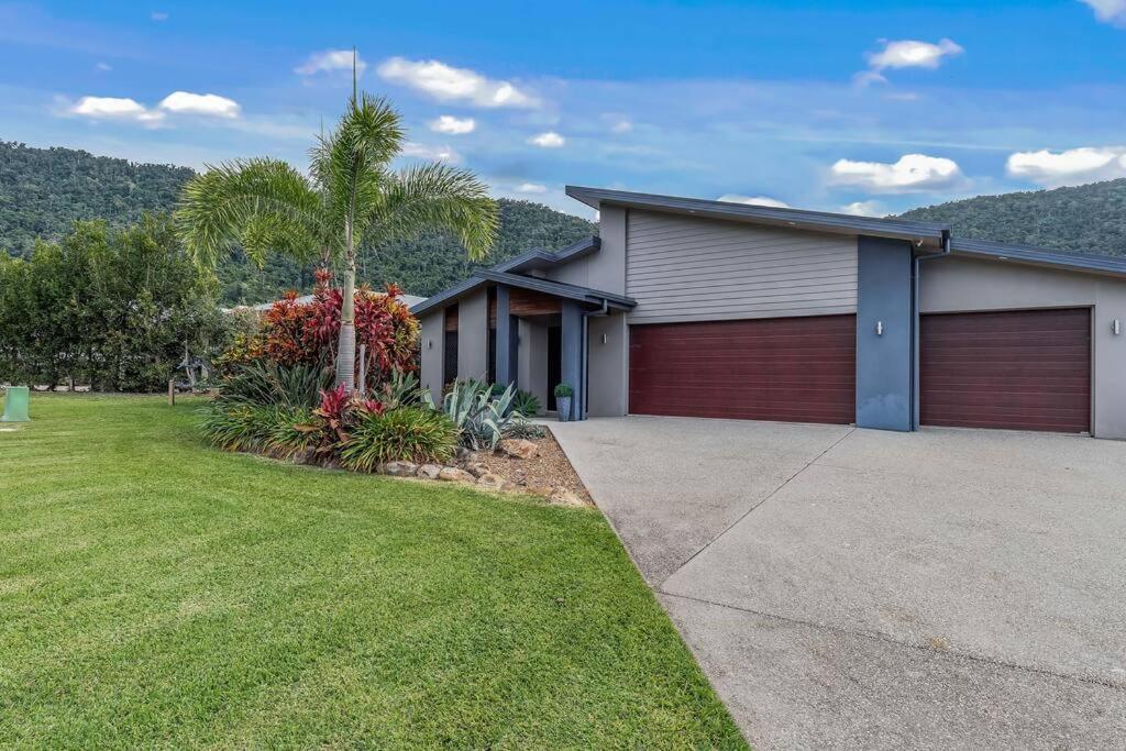 Airlie Holiday home *