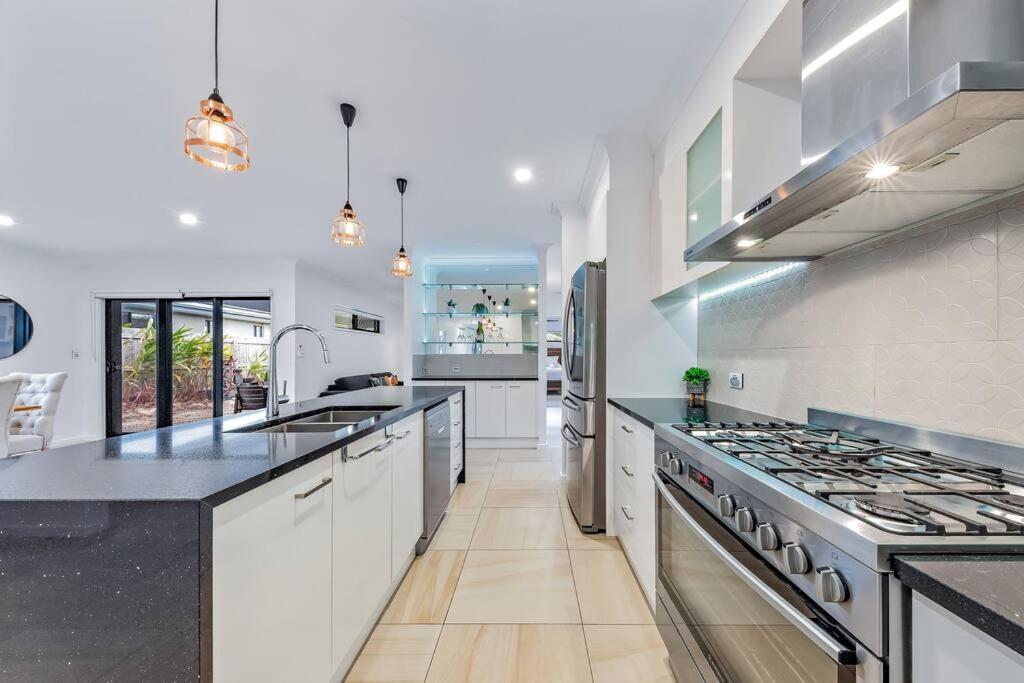 Holiday home Airlie