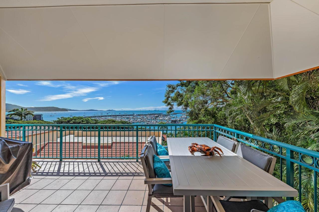 Sea Views On Shingley Apartment Airlie Beach