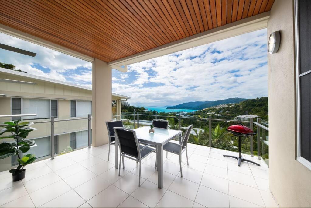 Airlie Seaduction Apartment