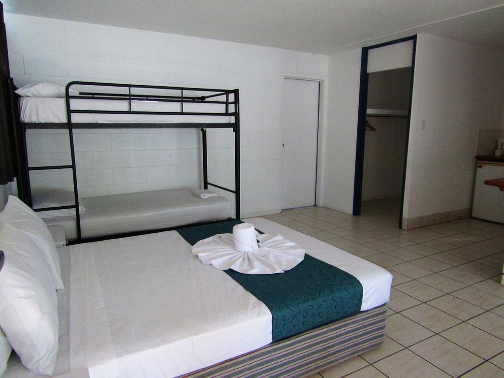 Base Airlie Albergue *