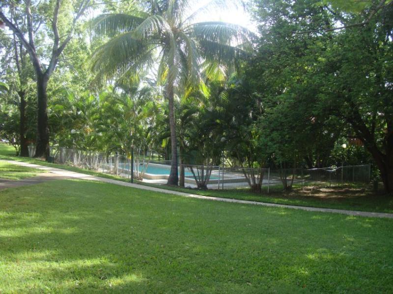 Base Airlie Albergue Airlie Beach