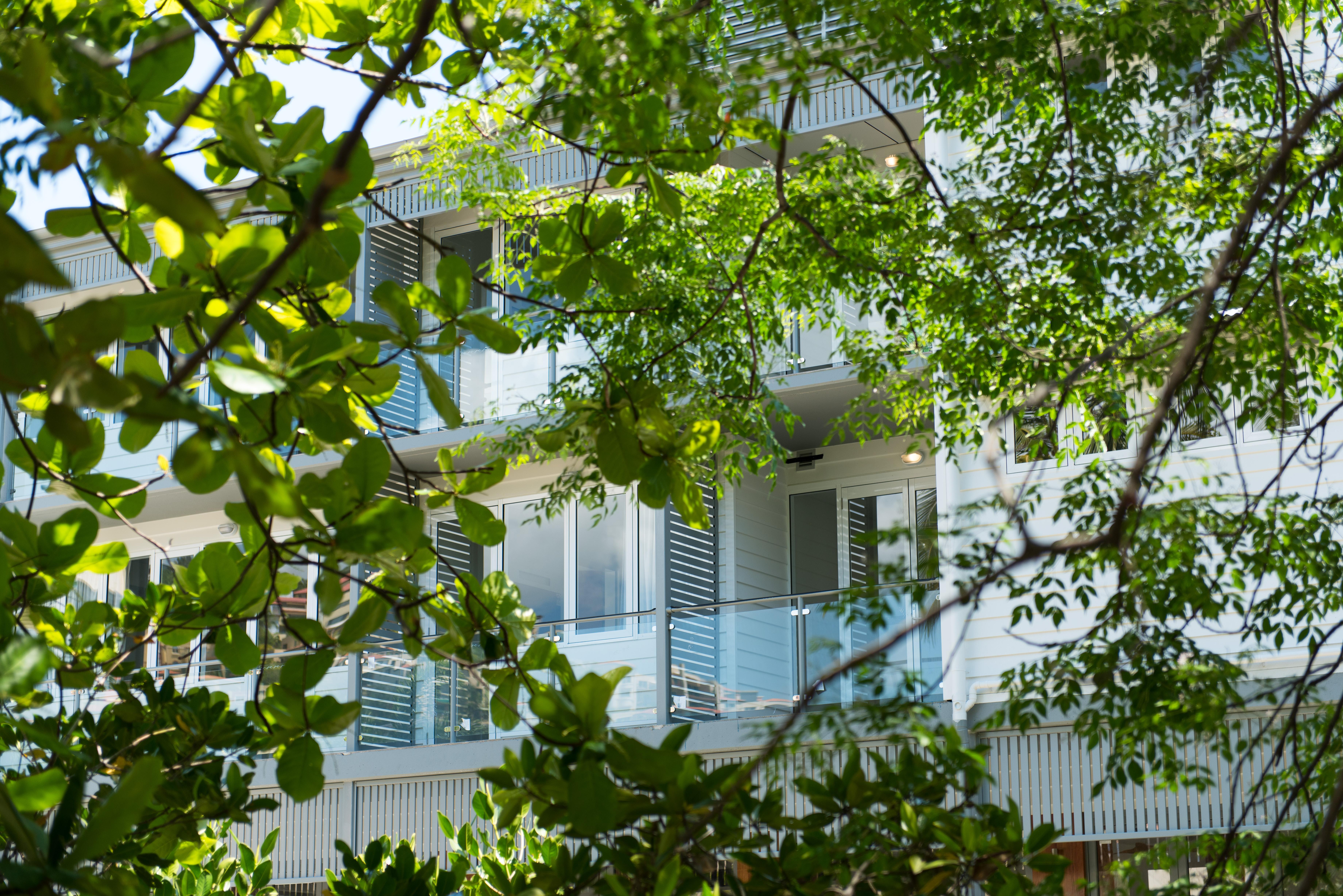Hotel Heart Hotel And Gallery Whitsundays Airlie Beach