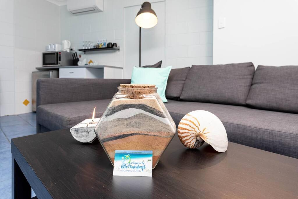 Apartamento Airlie Sun & #4