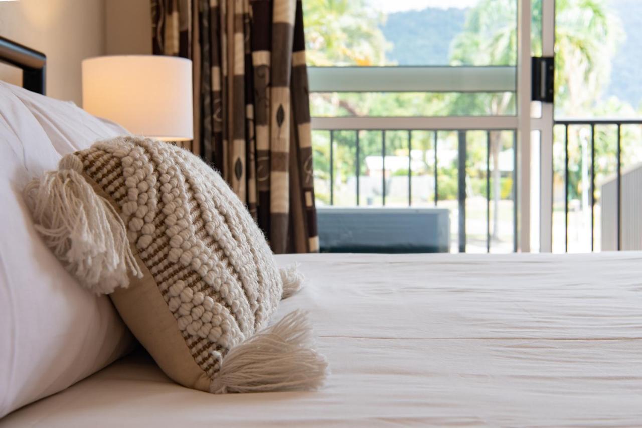 Erromango Escape Wifi Pool Airlie Beach