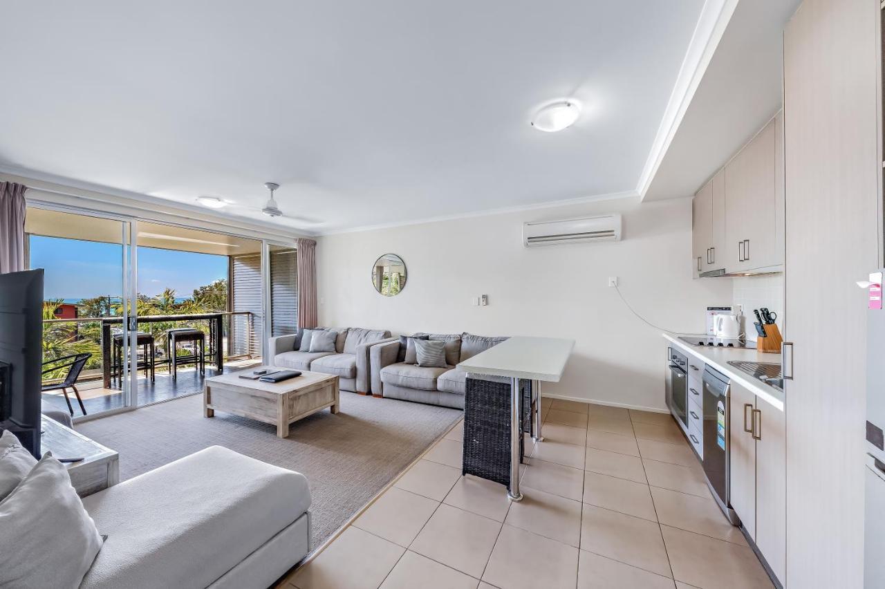 Candlelight - Airlie Apartment