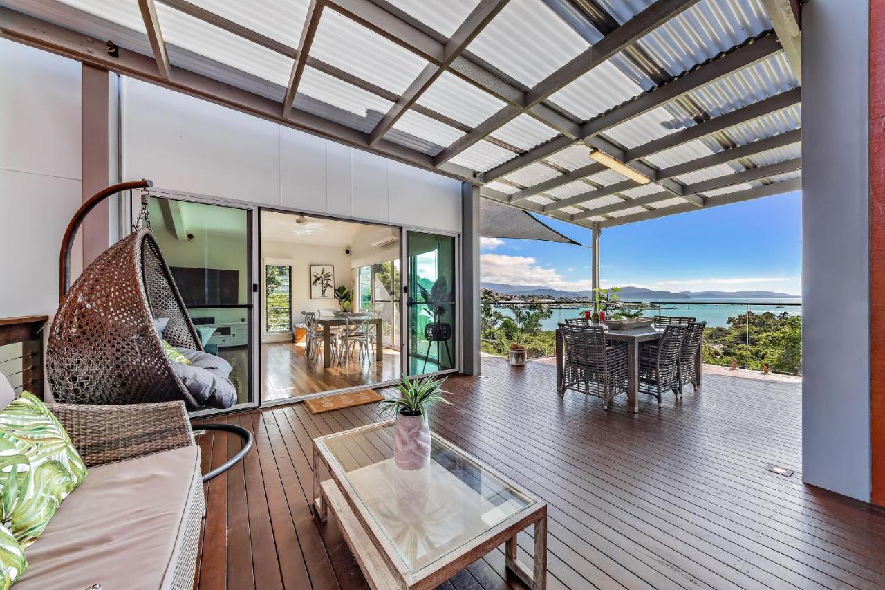 Mandalay Escape, Seclusion & Serenity With A Pool Holiday home *