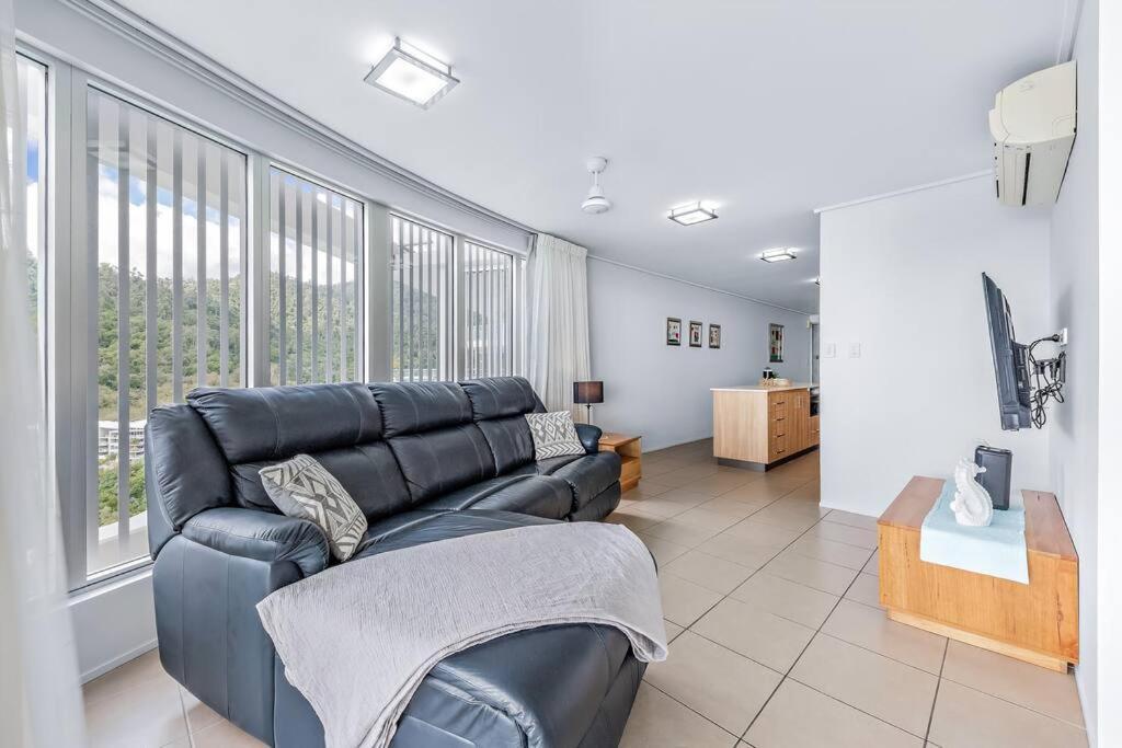 Apartment Serenity At Searene Ocean View Wi-fi Airlie Beach