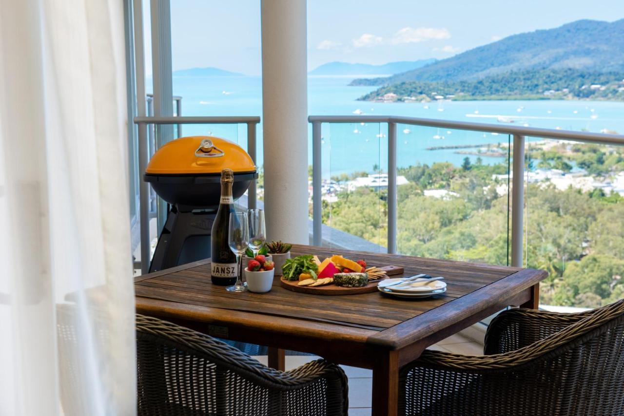Pacific Blue Whitsunday -