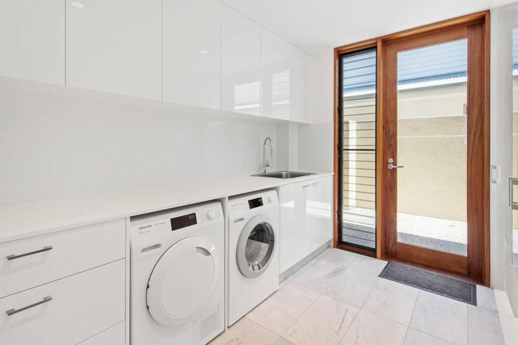 14 The Cove - Waterfront Whitsunday *
